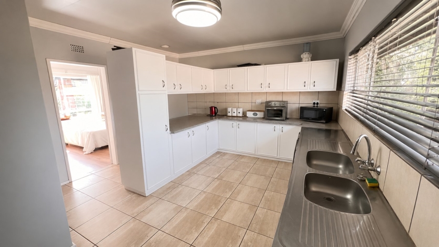 3 Bedroom Property for Sale in Langenhovenpark Free State